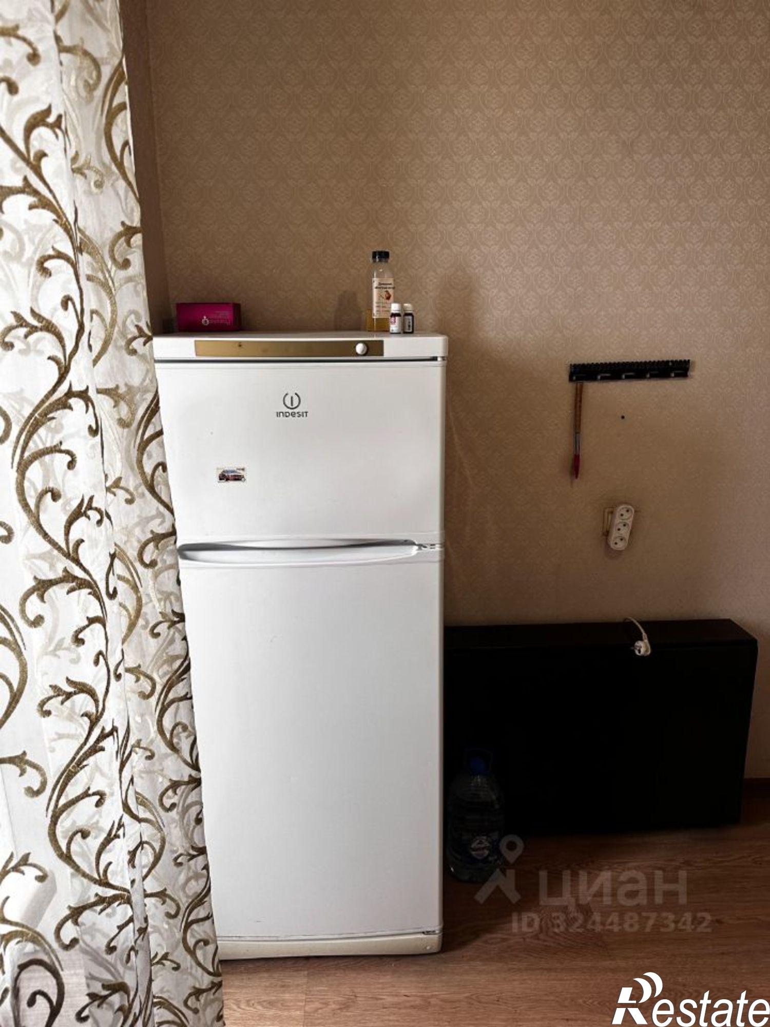 Сдать квартиру за 25 000 рублей на пр-кт Петра 1, 83