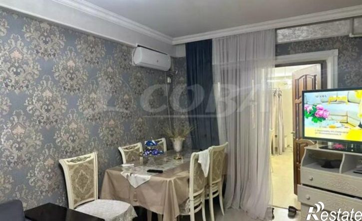 3-комн квартира улица Абдулхакима Исмаилова, 44,  д. 44