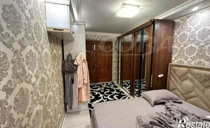 3-комн квартира улица Абдулхакима Исмаилова, 44,  д. 44