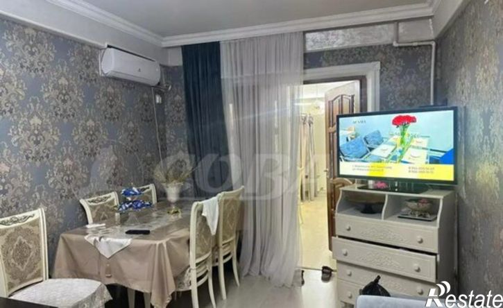 3-комн квартира улица Абдулхакима Исмаилова, 44,  д. 44