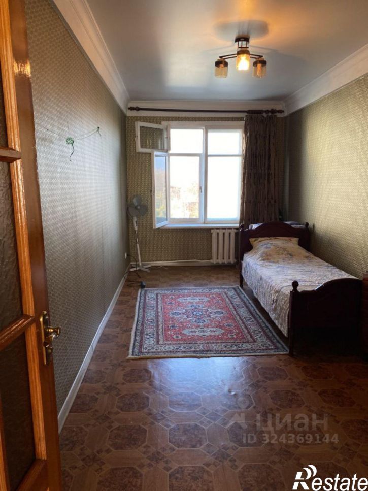 2-комн квартира улица Гагарина, 50,  д. 50