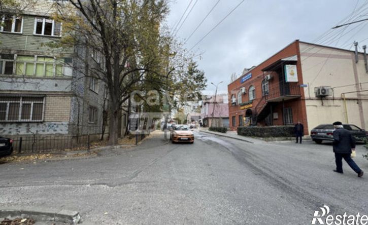 3-комн квартира улица Абдулхакима Исмаилова, 56,  д. 56