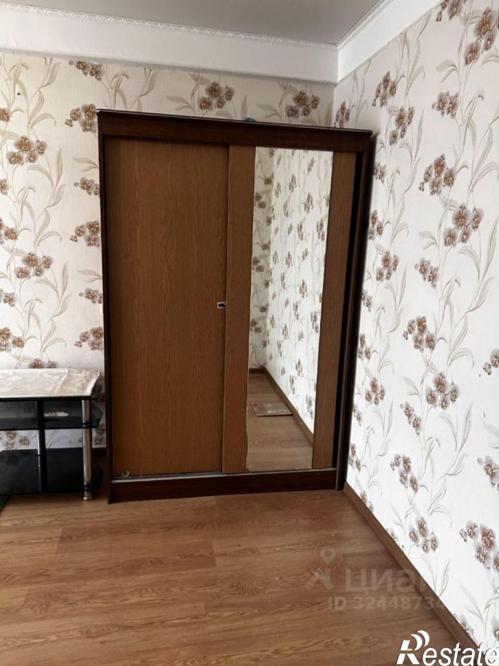 1-комн квартира пр-кт Петра 1, 83,  д. 83