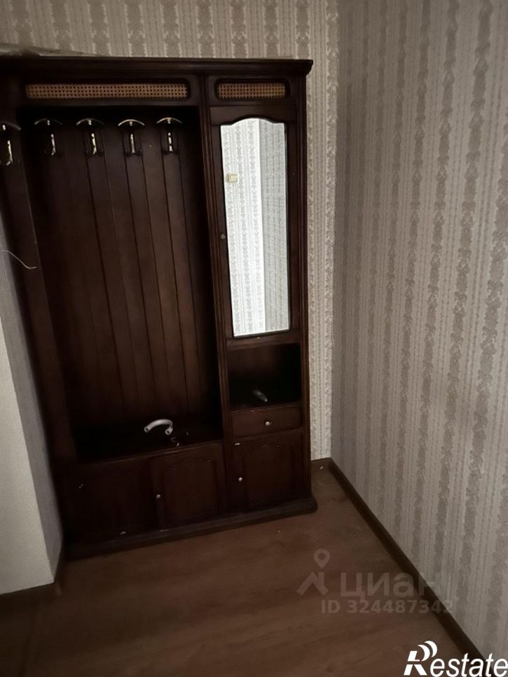 1-комн квартира пр-кт Петра 1, 83,  д. 83