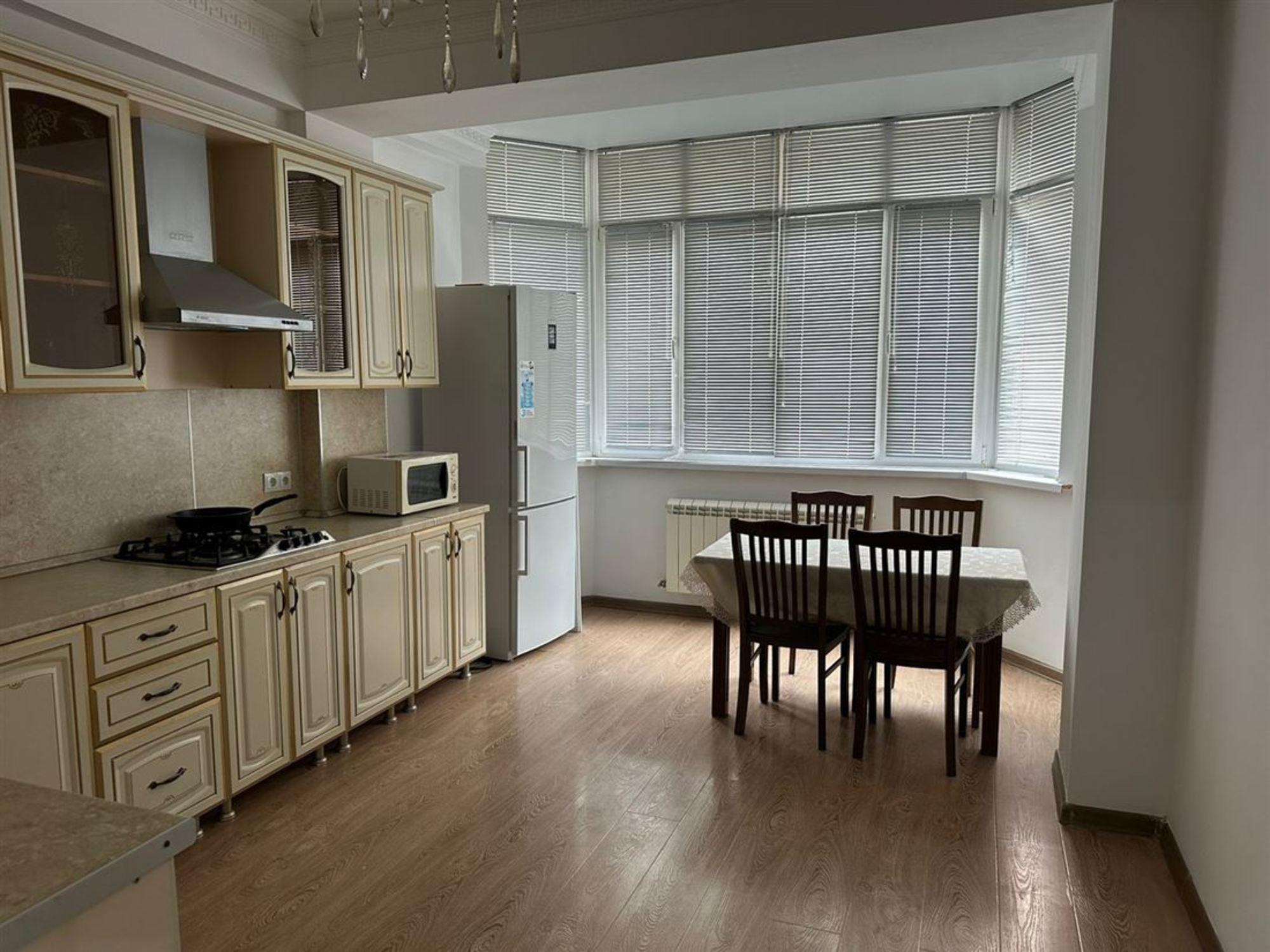 Сдать квартиру за 34 000 рублей на ул Гапцахская, д. 6