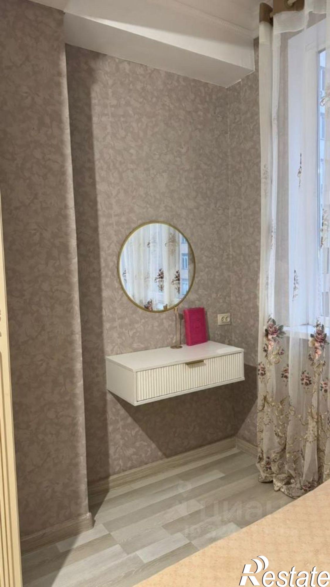 Сдать квартиру за 35 000 рублей на улица Эльзы Ибрагимовой, 5 к14