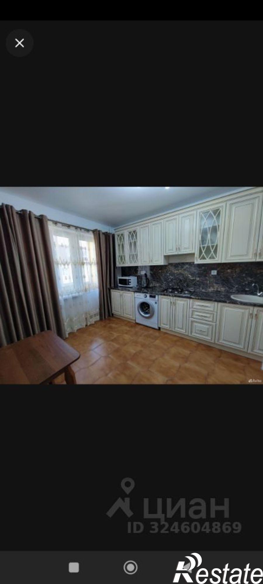 Сдать квартиру за 34 000 рублей на проспект Гамидова, 49 к3