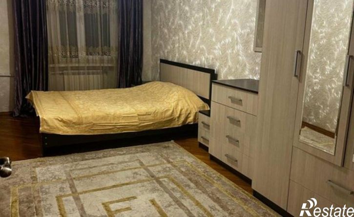 3-комн квартира улица Абдулхакима Исмаилова, 31В,  д. 31В