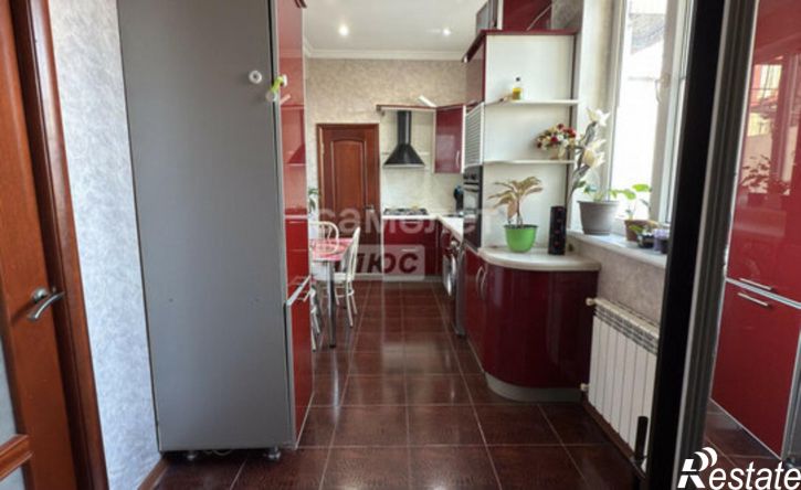 2-комн квартира улица Заманова, 13,  д. 13