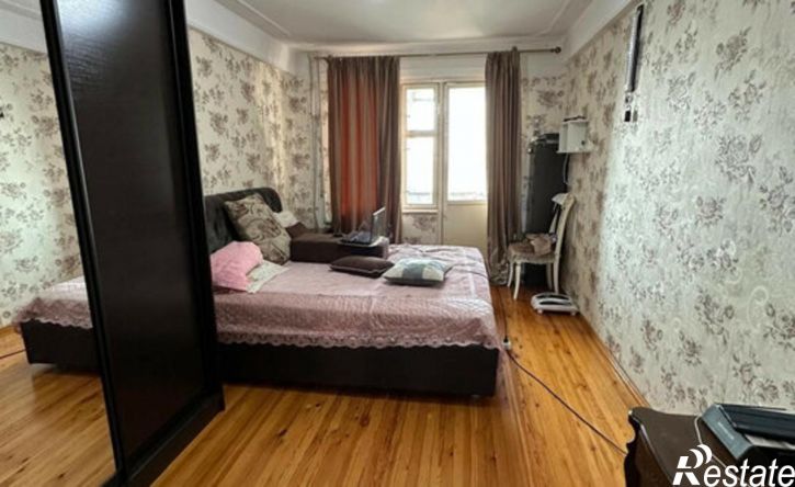 4-комн квартира улица Каммаева, 15,  д. 15