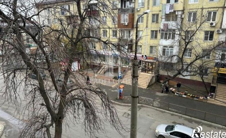 1-комн квартира проспект Гамидова, 77А,  д. 77А