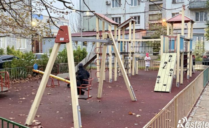 3-комн квартира улица Нахимова, 13А,  д. 13А