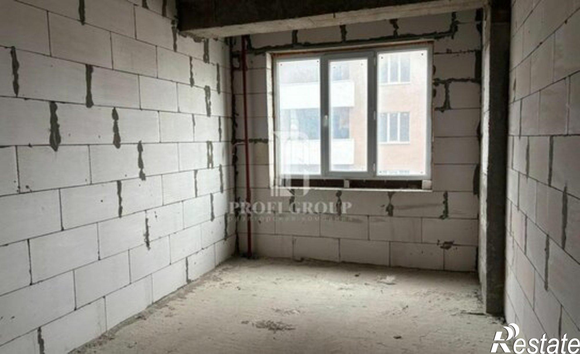 Купить квартиру за 11 000 000 рублей на Гапцахская улица, 10