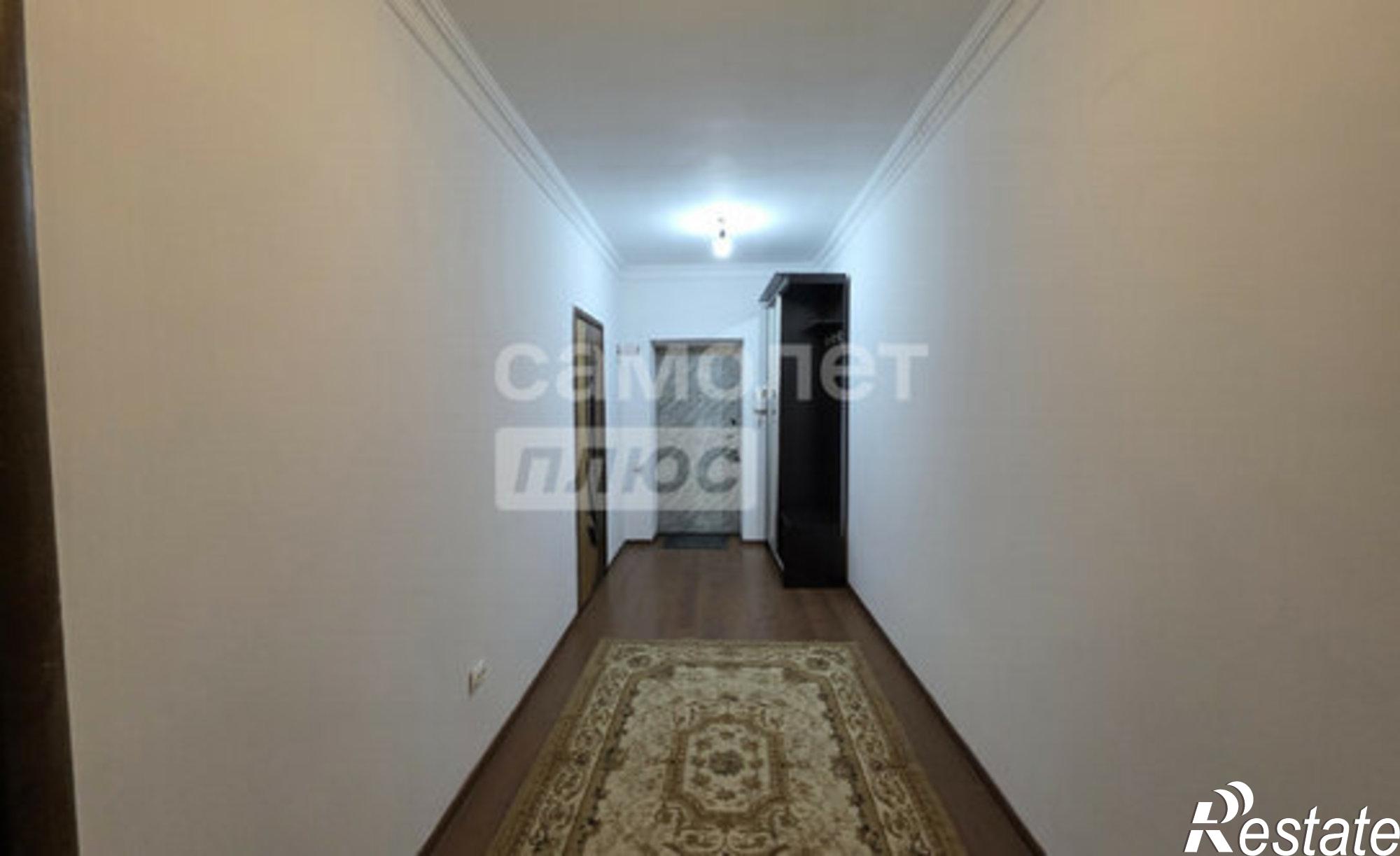 Купить квартиру за 5 390 000 рублей на ул Азизова, 5