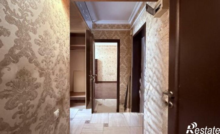 2-комн квартира ул Абдуллы Гаджиева, 10,  д. 10