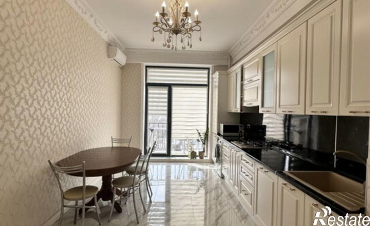 2-комн квартира пр-кт Петра 1, 85,  д. 85