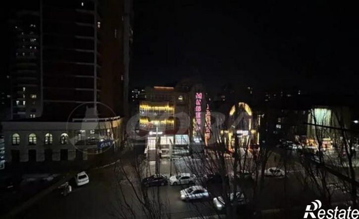 2-комн квартира пр-кт Гамидова, 12А,  д. 12А