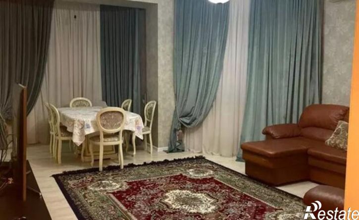 3-комн квартира пр-кт Петра 1, 121,  д. 121
