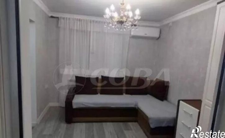 5-комн квартира улица Гагарина, 84,  д. 84