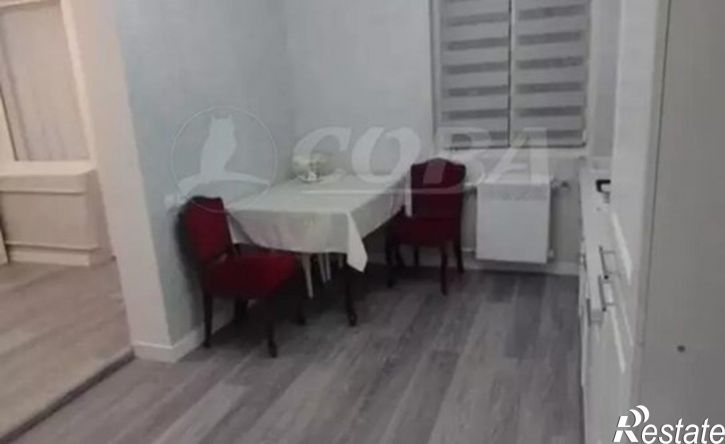 5-комн квартира улица Гагарина, 84,  д. 84