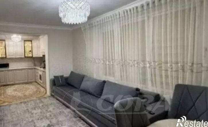 5-комн квартира улица Гагарина, 84,  д. 84