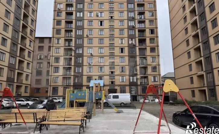 3-комн квартира ул Лизы Чайкиной, 80,  д. 80