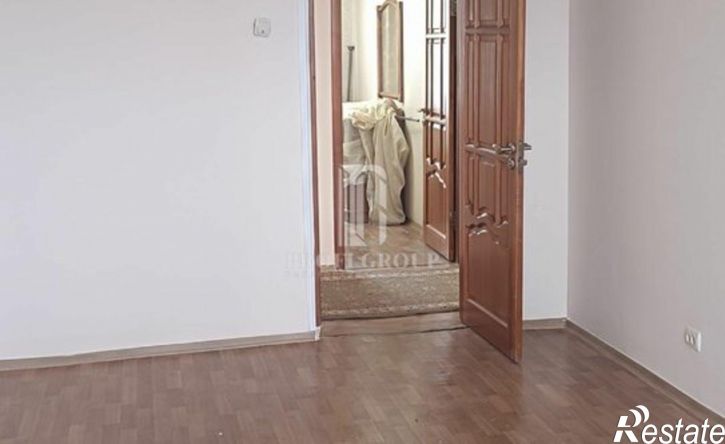 4-комн квартира улица Гаджи Алибегова, 48,  д. 48