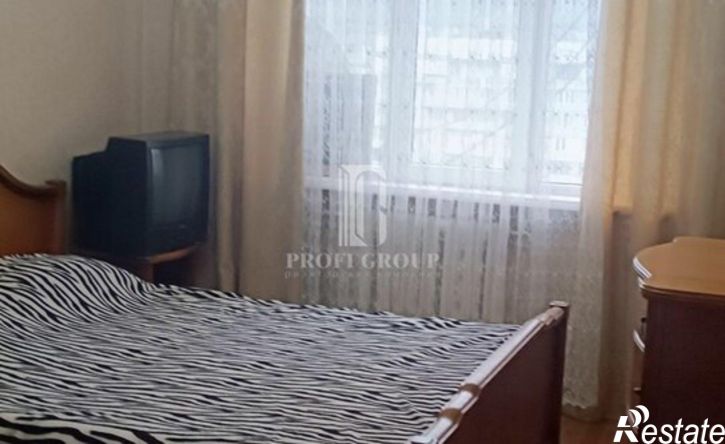 4-комн квартира улица Гаджи Алибегова, 48,  д. 48