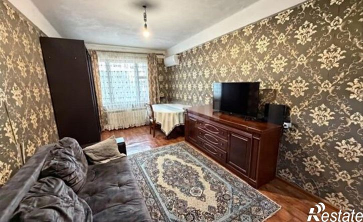 3-комн квартира улица Лаптиева, 55Г,  д. 55Г