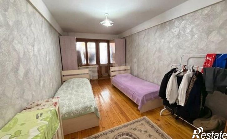 3-комн квартира улица Лаптиева, 55Г,  д. 55Г