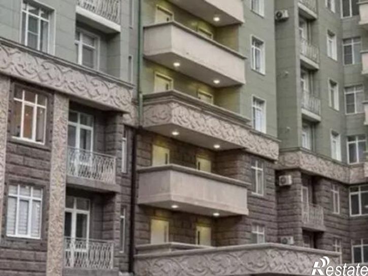 2-комн квартира ул Титова, 144,  д. 144