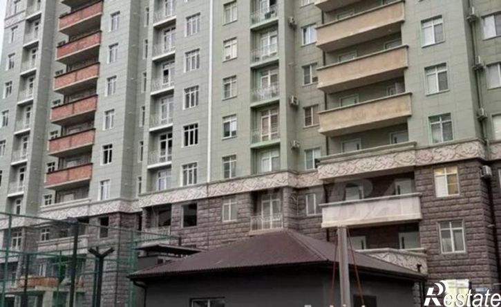 2-комн квартира ул Титова, 144,  д. 144
