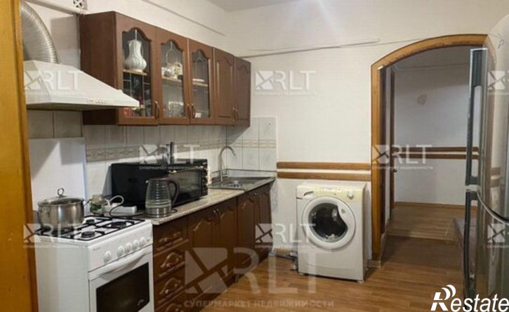 3-комн квартира ул Каримова, 10,  д. 10