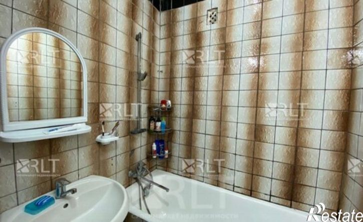 3-комн квартира ул Каримова, 10,  д. 10