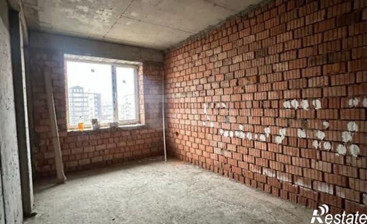 4-комн квартира проспект Гамидова, 18У,  д. 18У