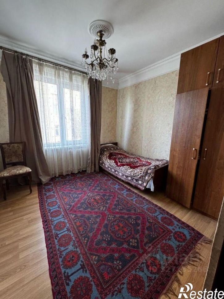 4-комн квартира улица Мирзабекова, 157,  д. 157