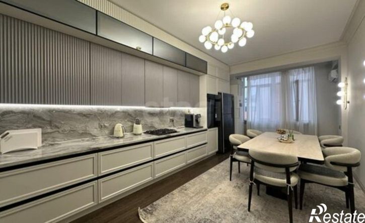 2-комн квартира ул Кадарская, 33,  д. 33