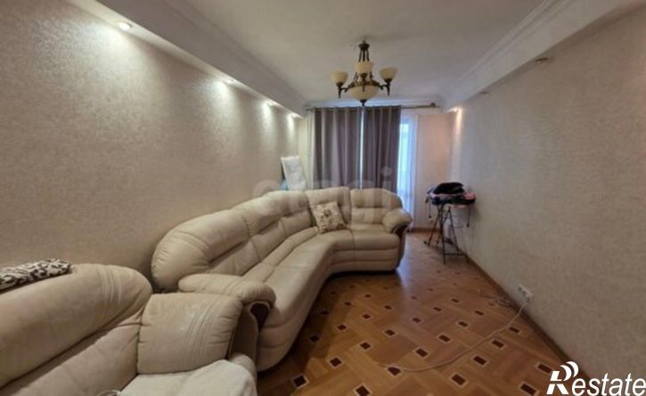 4-комн квартира улица Абдулхакима Исмаилова, 39В,  д. 39В