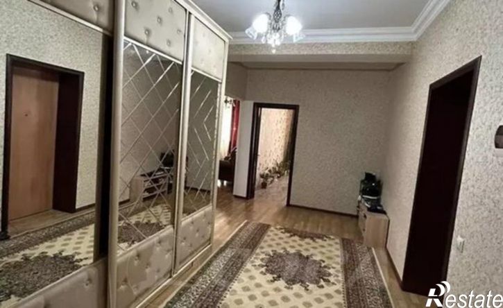 3-комн квартира проспект Насрутдинова, 55Б,  д. 55Б