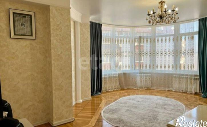 3-комн квартира ул Устарбекова, 6,  д. 6