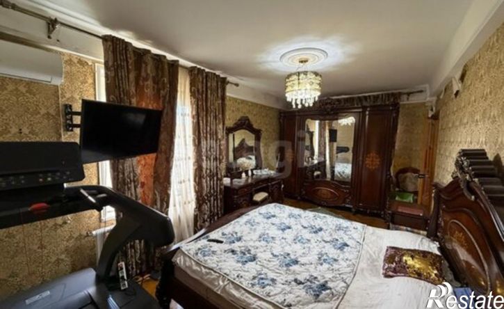 3-комн квартира ул Ирчи Казака, 118,  д. 118