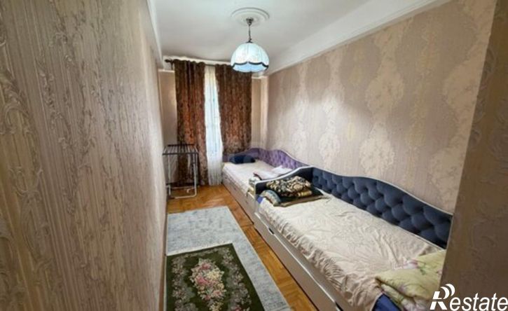 3-комн квартира ул Ирчи Казака, 118,  д. 118