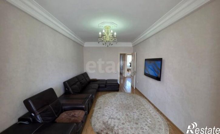 3-комн квартира улица Ушакова, 17,  д. 17