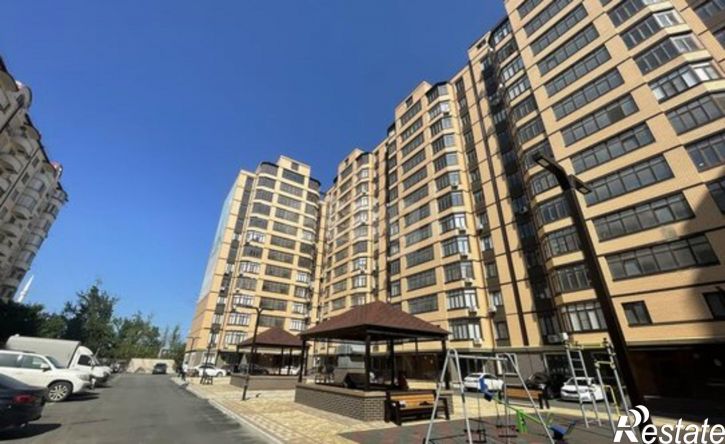 3-комн квартира пр-кт Имама Шамиля, 52г,  д. 52г