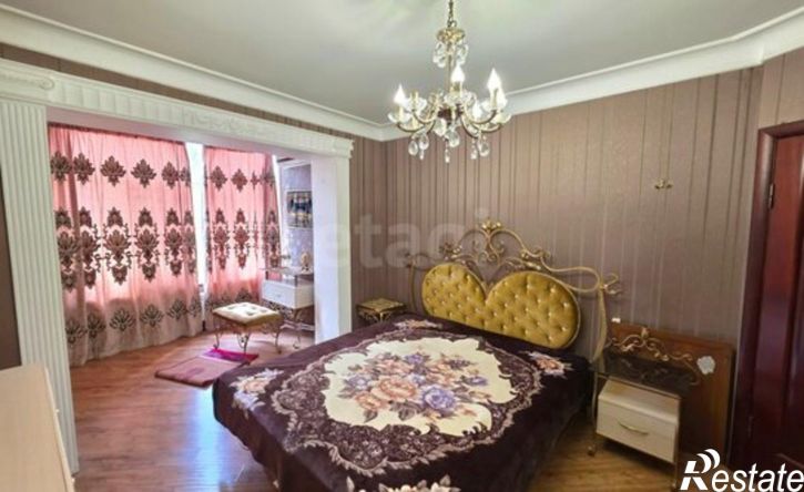 3-комн квартира улица Абдулхакима Исмаилова, 35Б,  д. 35Б