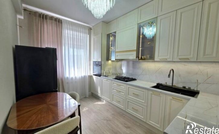 4-комн квартира ул Джамалутдина Атаева, 7Е,  д. 7Е