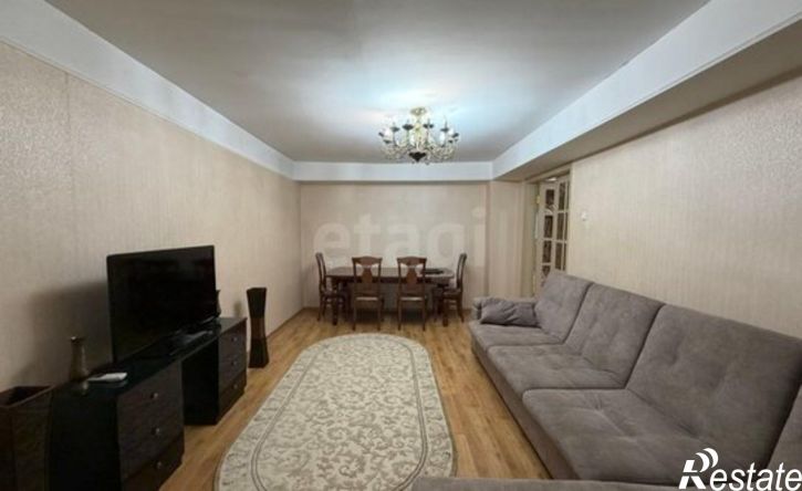 4-комн квартира улица Ирчи Казака, 5А,  д. 5А