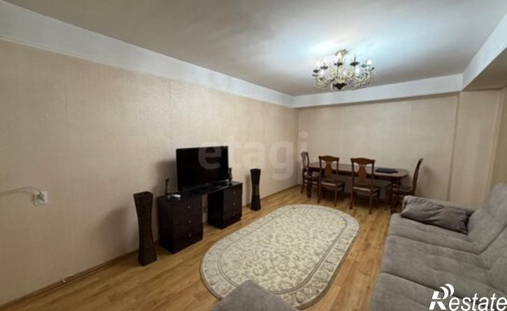 4-комн квартира улица Ирчи Казака, 5А,  д. 5А