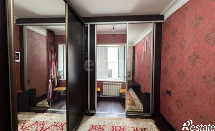 2-комн квартира пер Крылова, 40,  д. 40