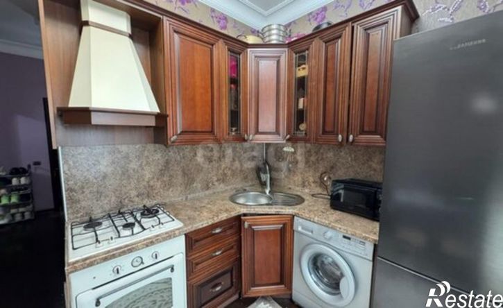 2-комн квартира пер Крылова, 40,  д. 40